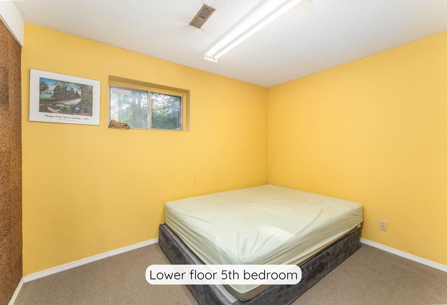 22 Fortress Mountain Way 