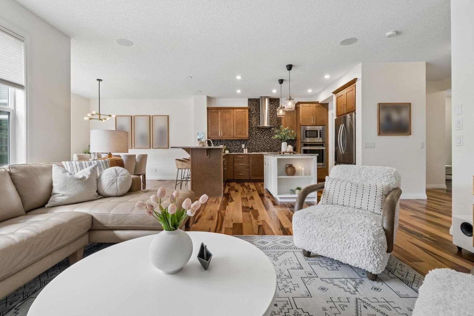 117 Riviera Crescent 