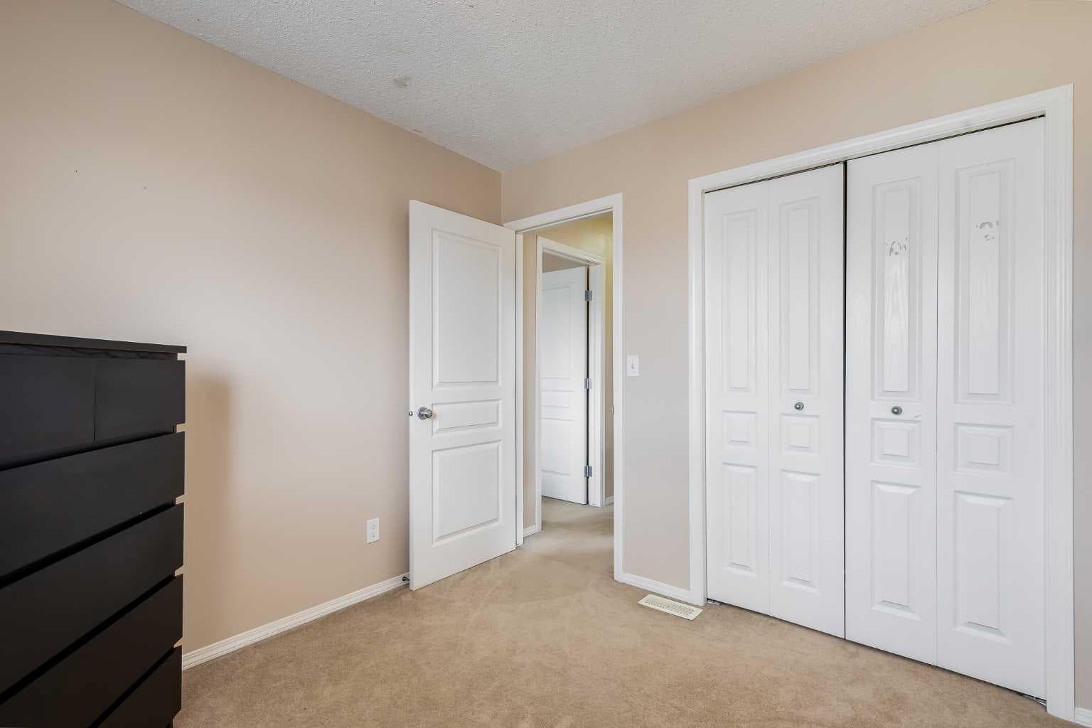 31 Taralake Gardens NE