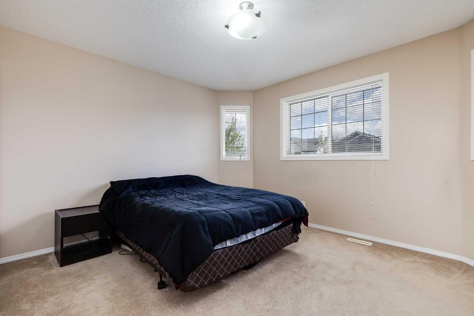 31 Taralake Gardens NE