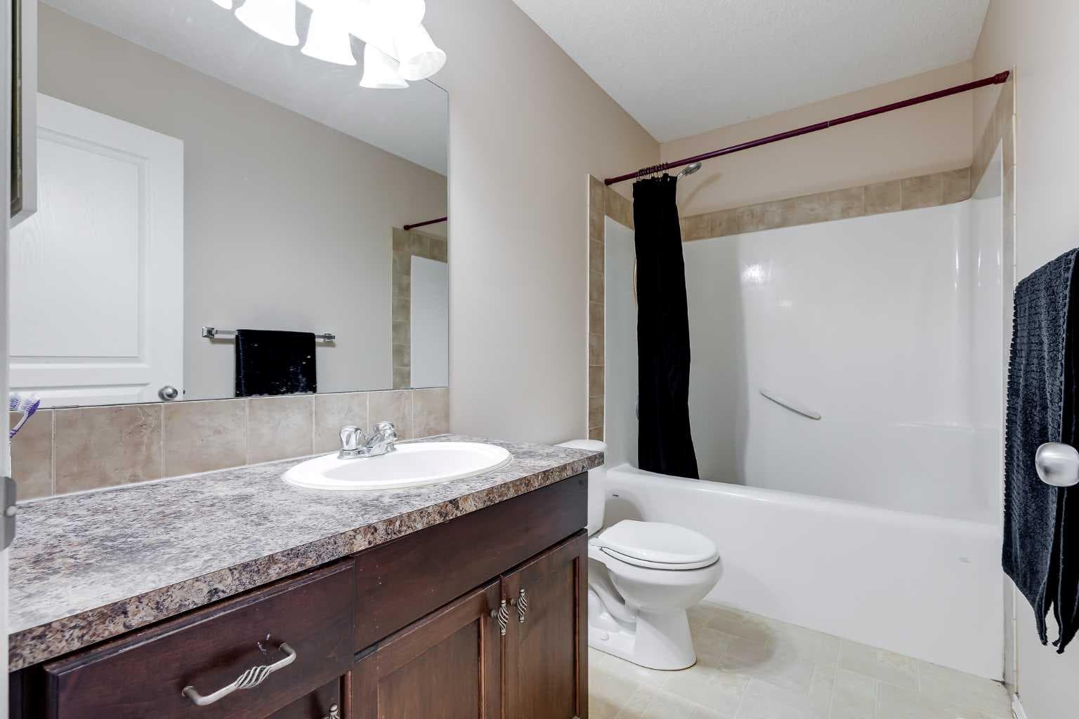 31 Taralake Gardens NE