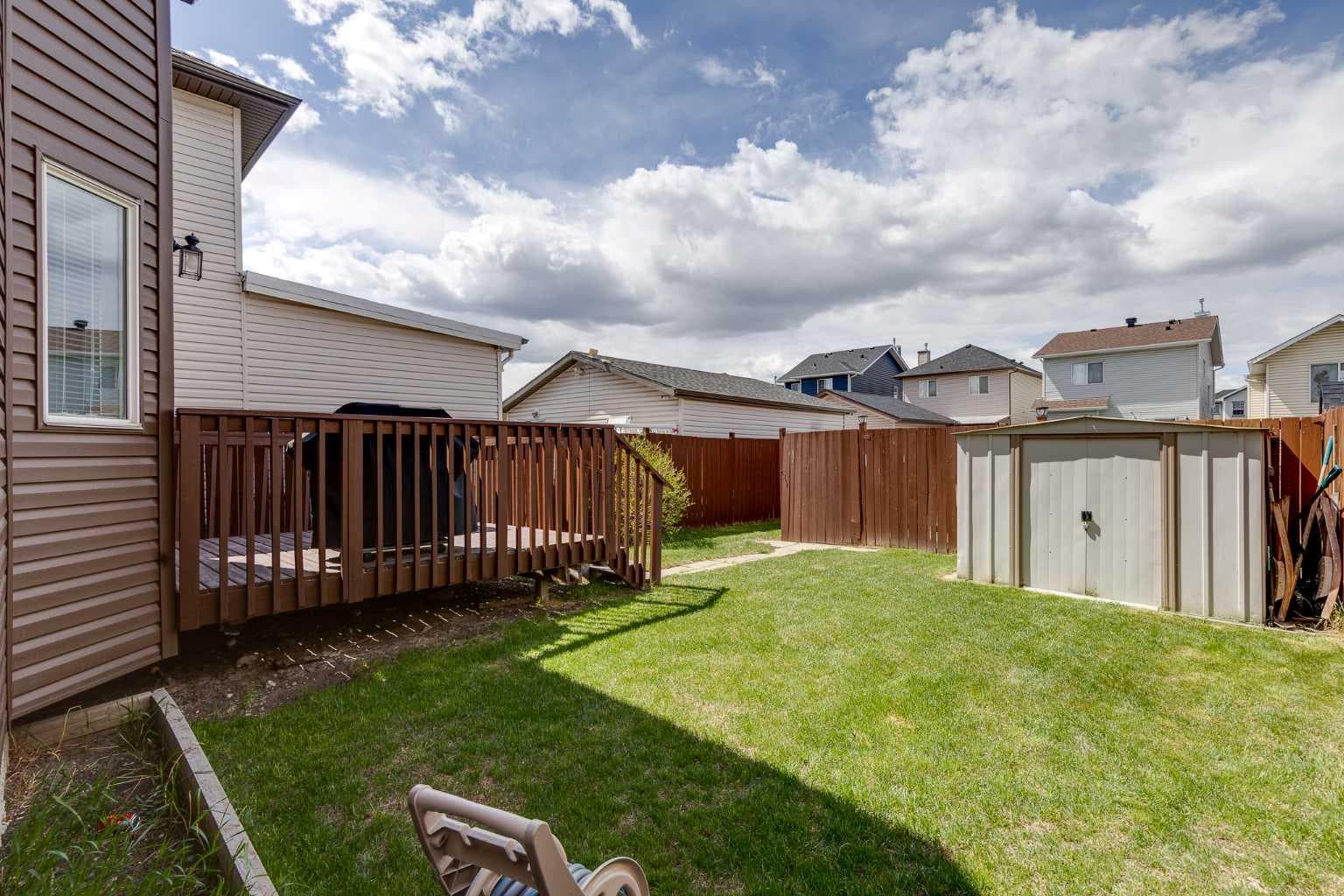 31 Taralake Gardens NE