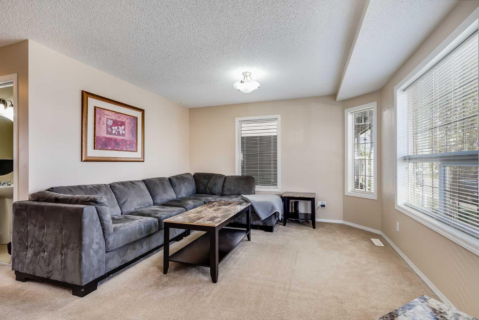 31 Taralake Gardens NE