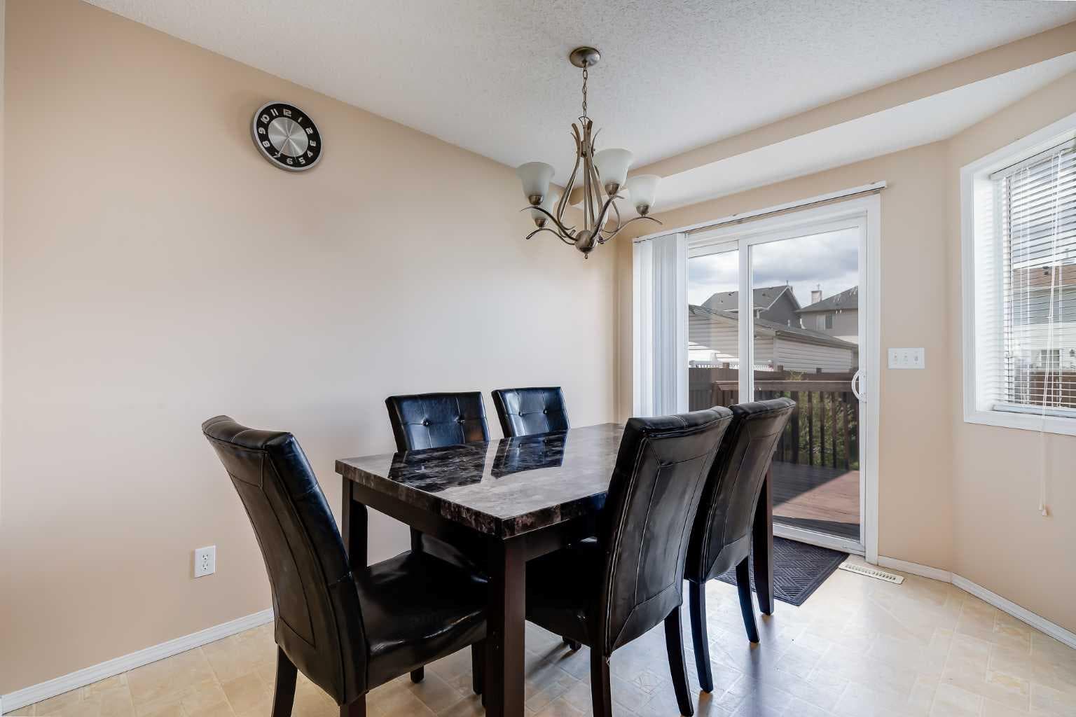 31 Taralake Gardens NE