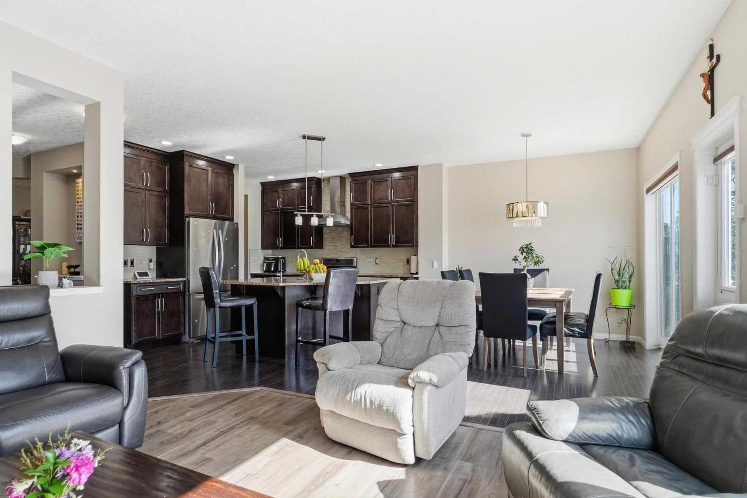 19 Hillcrest Link SW