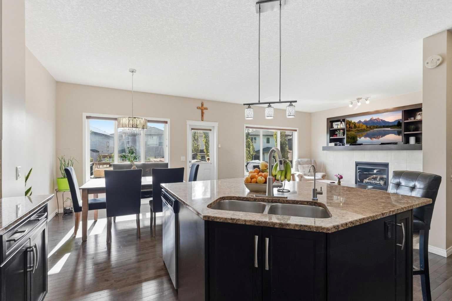 19 Hillcrest Link SW