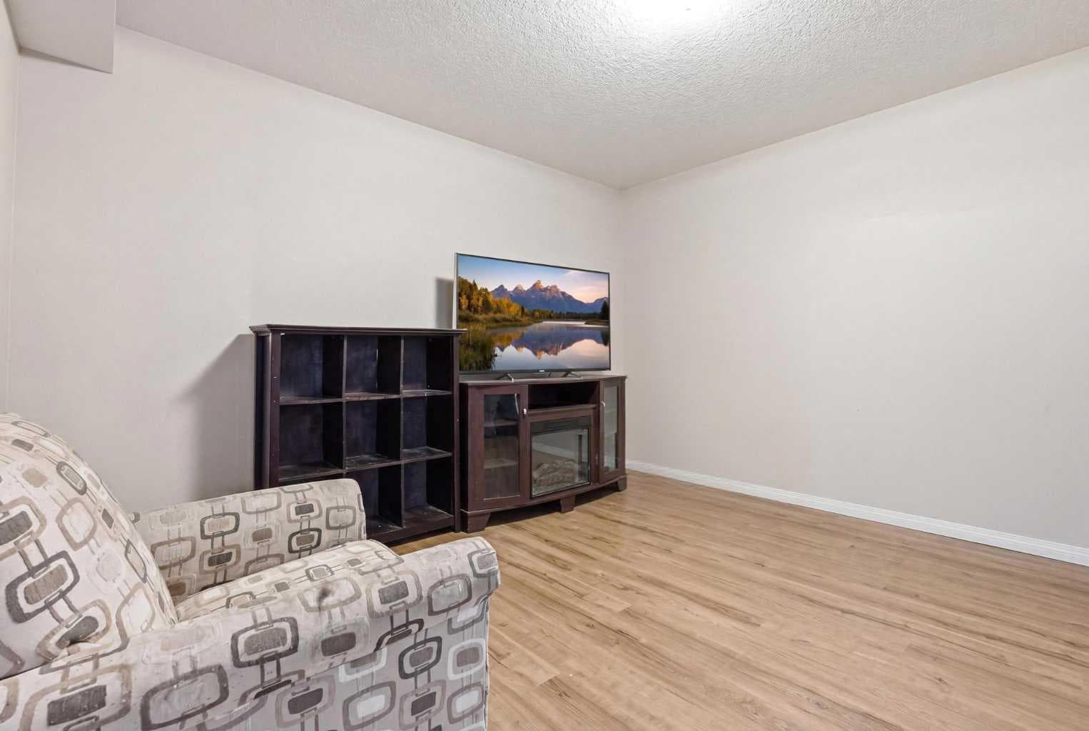 19 Hillcrest Link SW