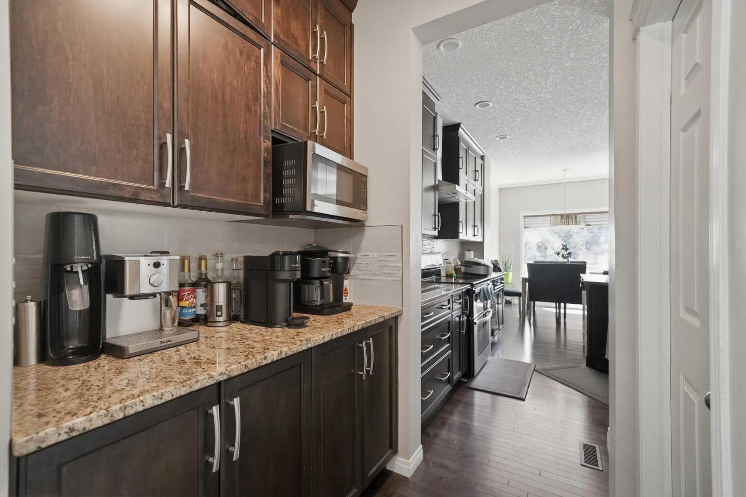 19 Hillcrest Link SW