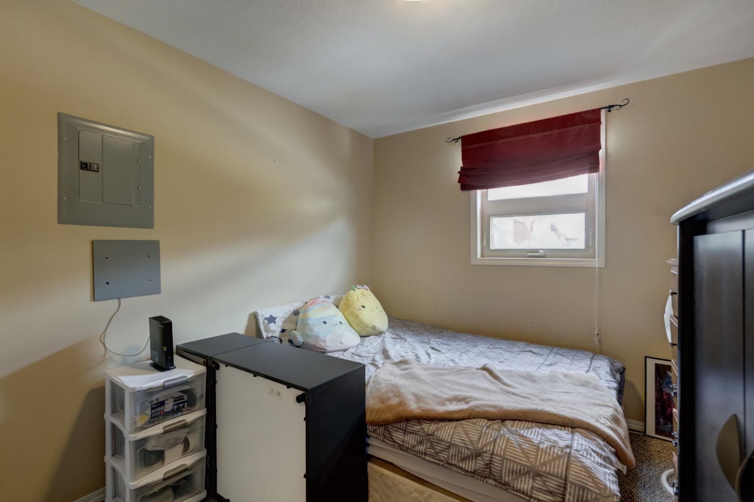 202, 186 Kananaskis Way  