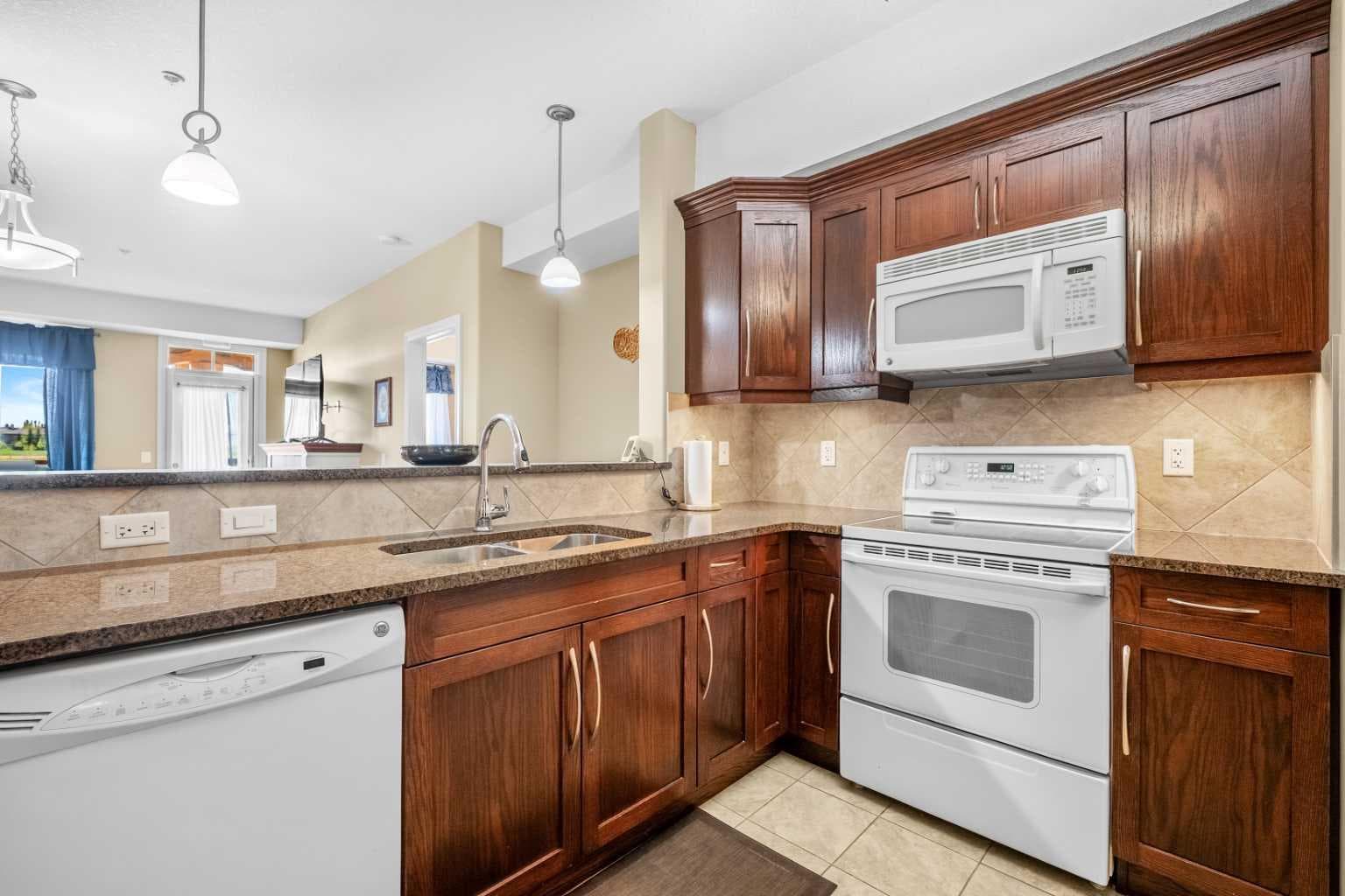 2303, 2330 Fish Creek Boulevard SW