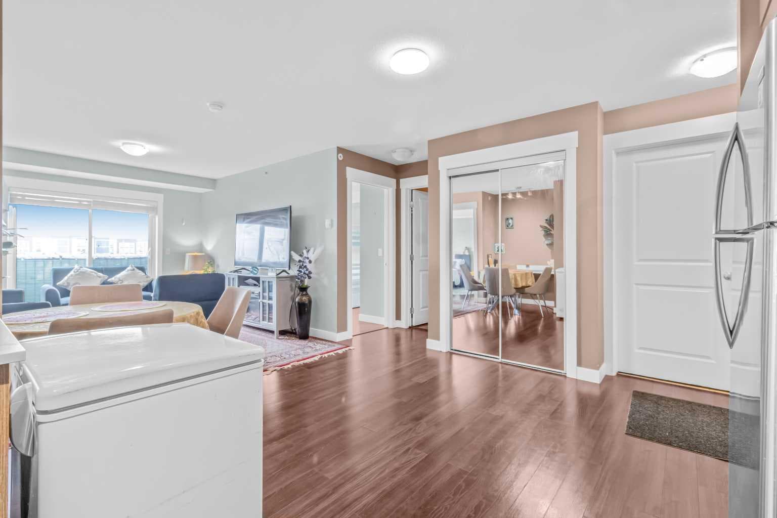 5404, 302 Skyview Ranch Drive NE