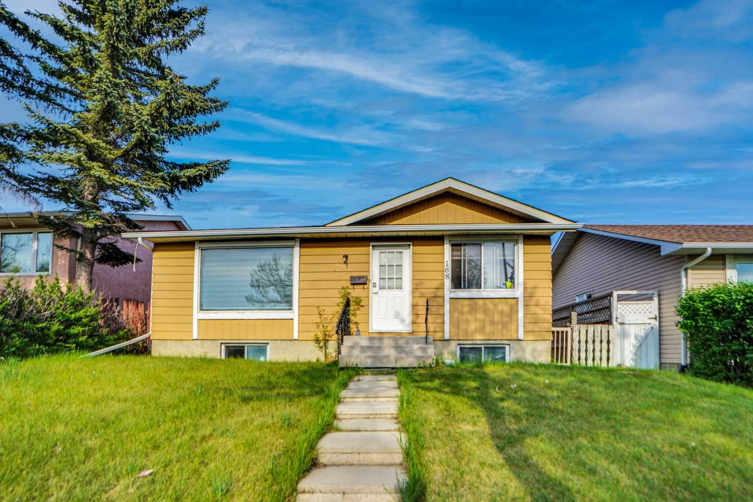 168 Castlebrook Drive NE