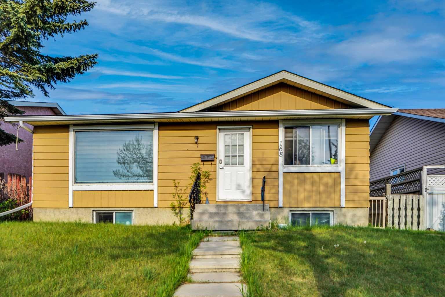 168 Castlebrook Drive NE