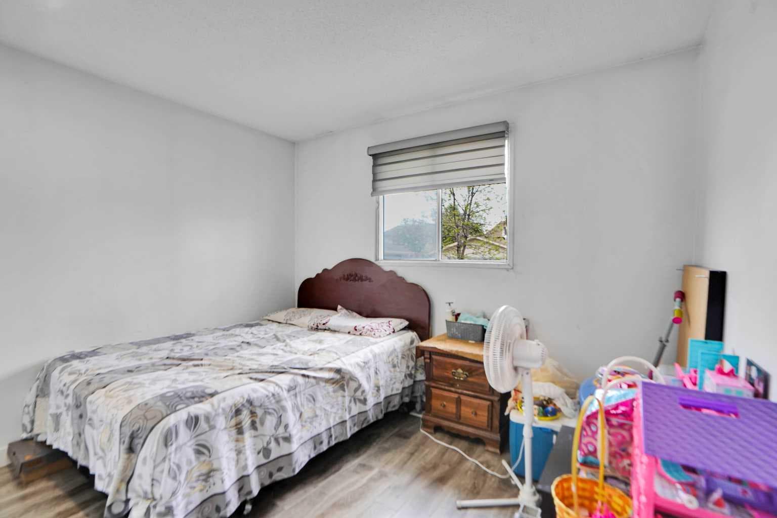 168 Castlebrook Drive NE