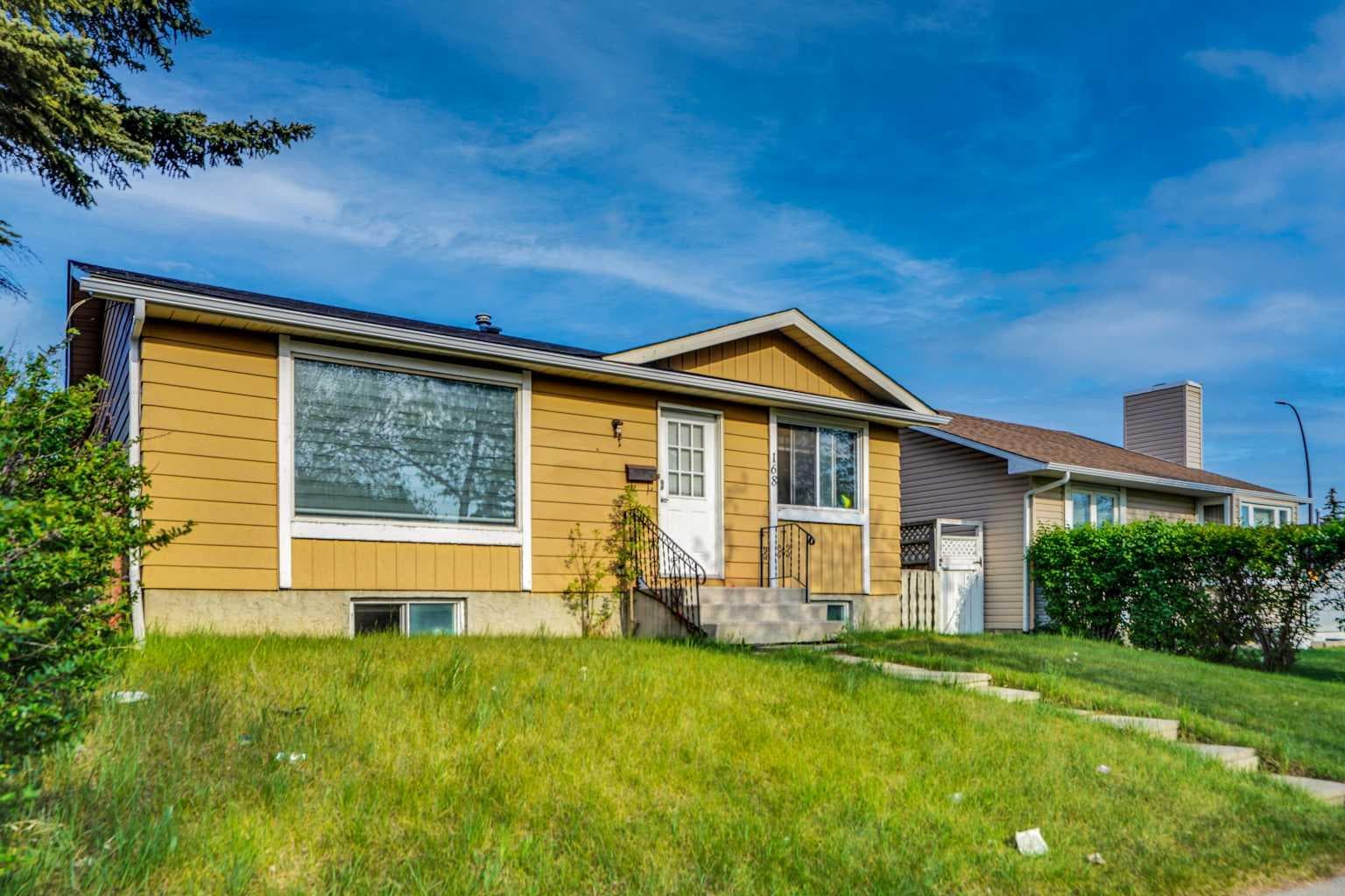 168 Castlebrook Drive NE