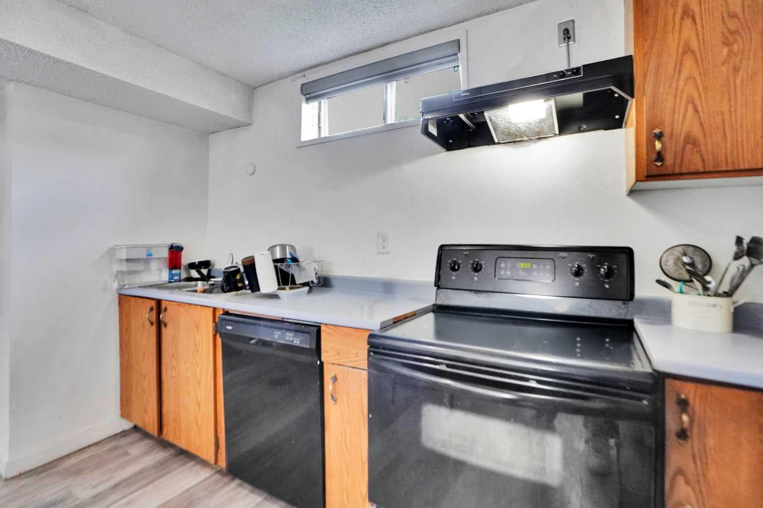 168 Castlebrook Drive NE