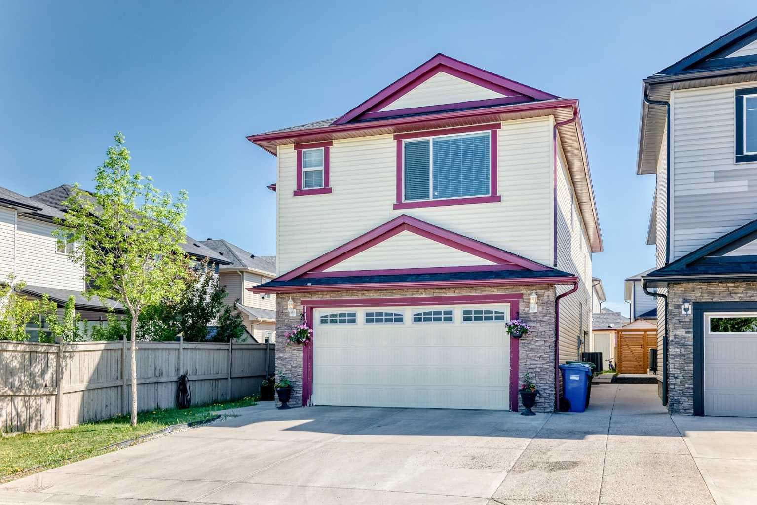 117 Saddlelake Grove NE