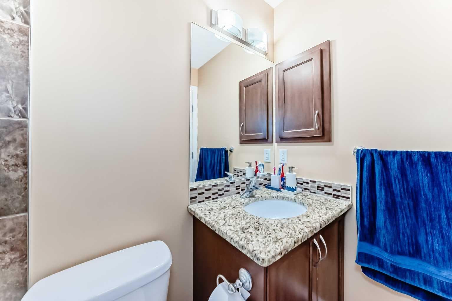 117 Saddlelake Grove NE