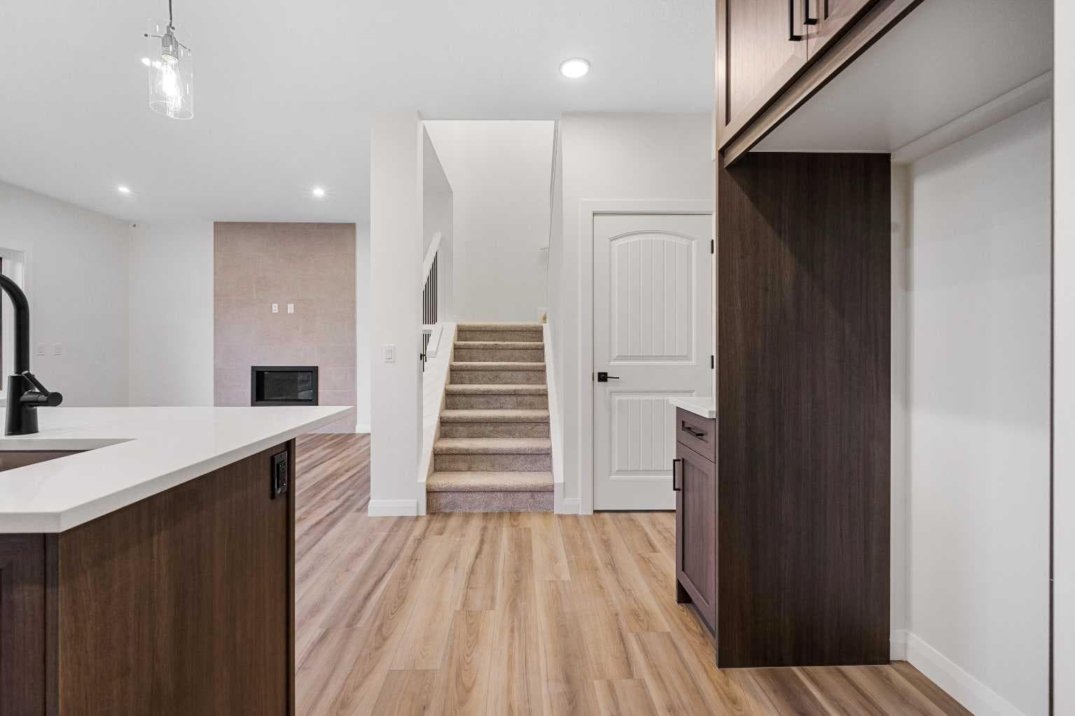 72 Dawson Wharf Mount 