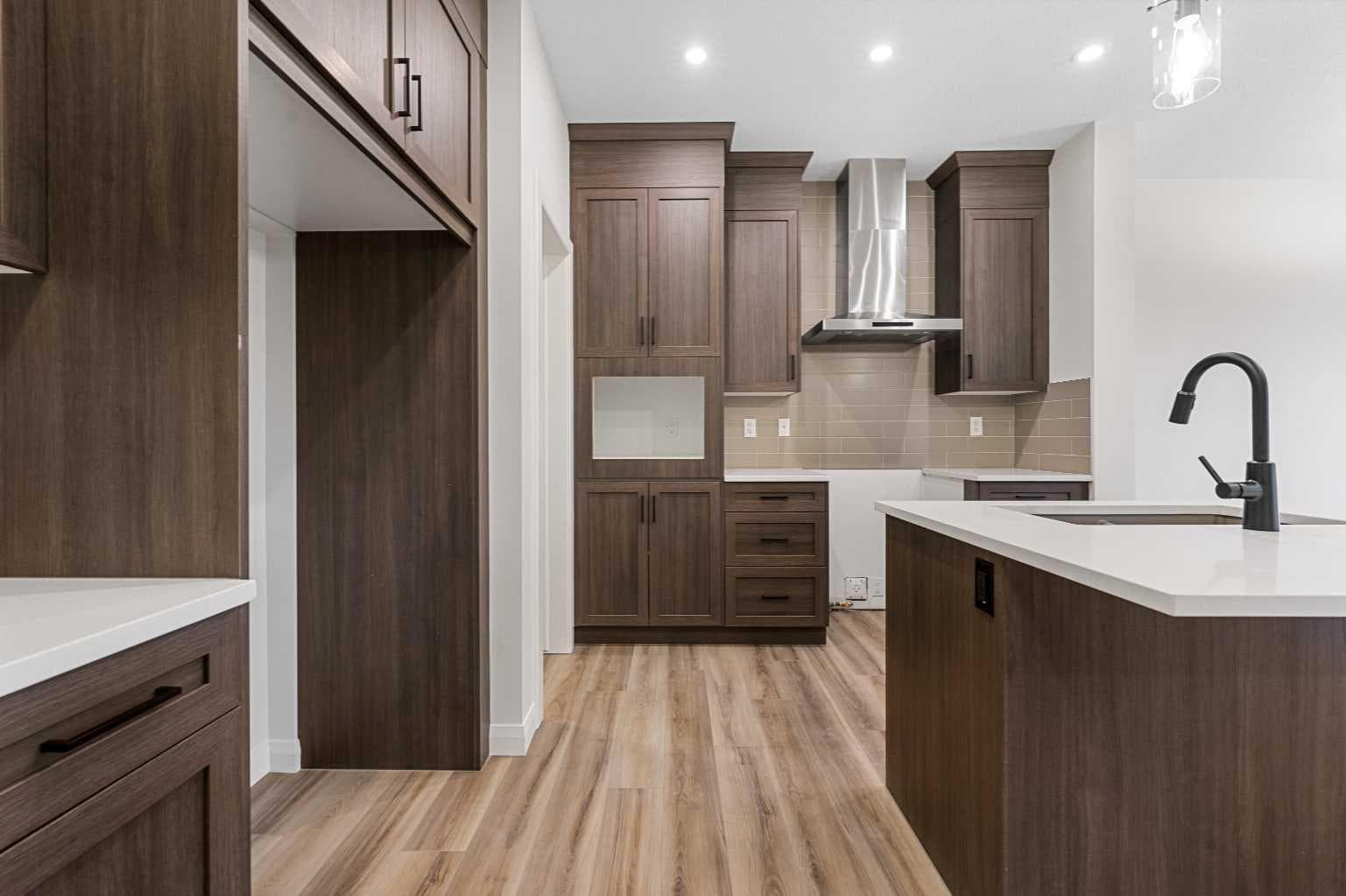72 Dawson Wharf Mount 