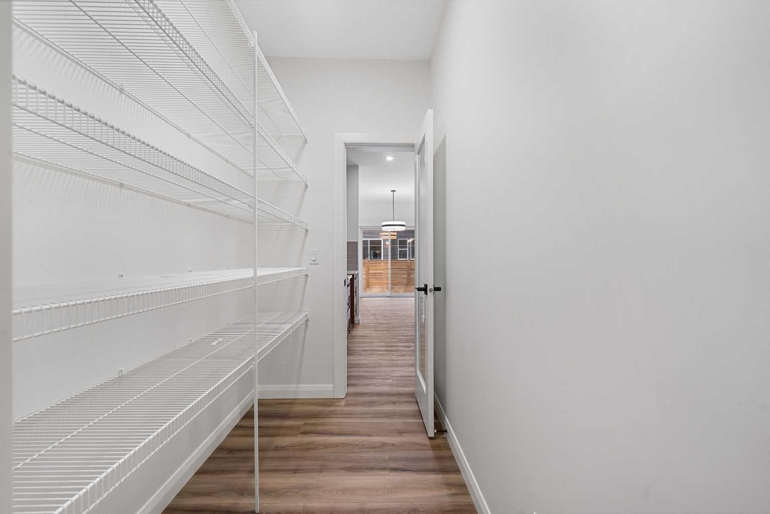 72 Dawson Wharf Mount 