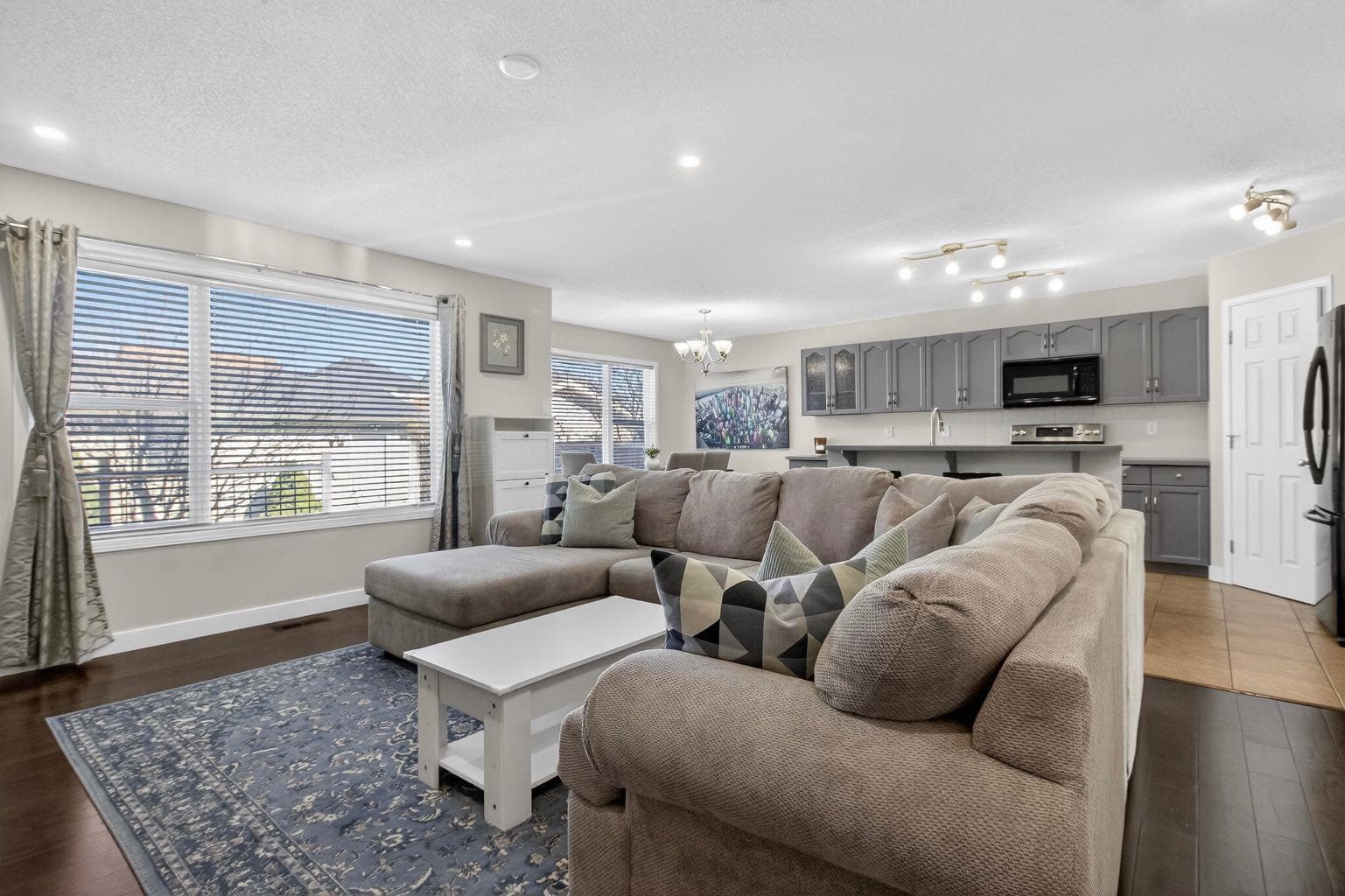 28 Elgin View SE