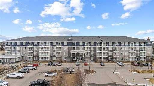 2424, 76 Cornerstone Passage NE