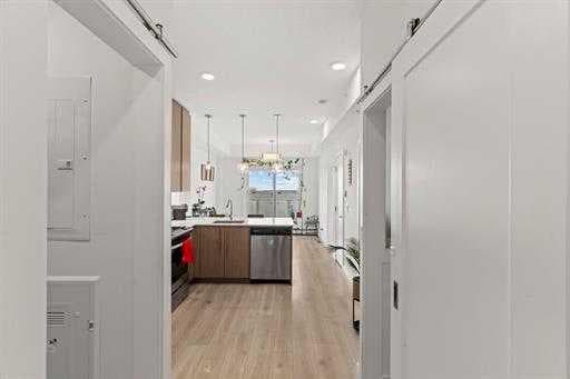 2424, 76 Cornerstone Passage NE