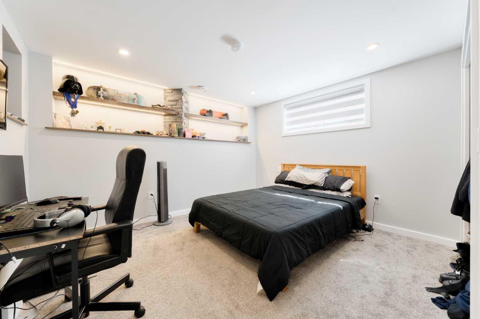 40 Sunrise Terrace 
