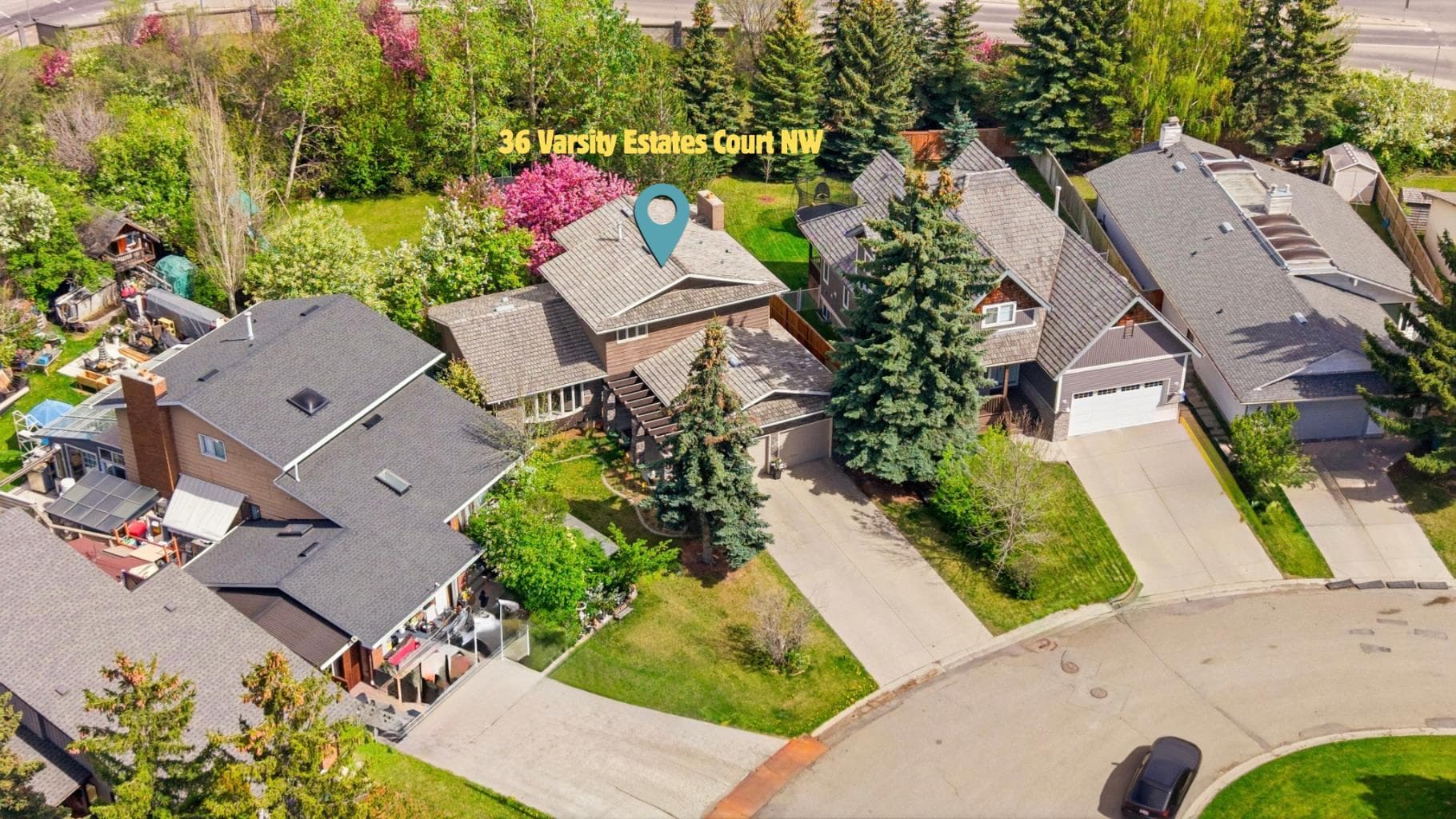 36 Varsity Estates Court NW