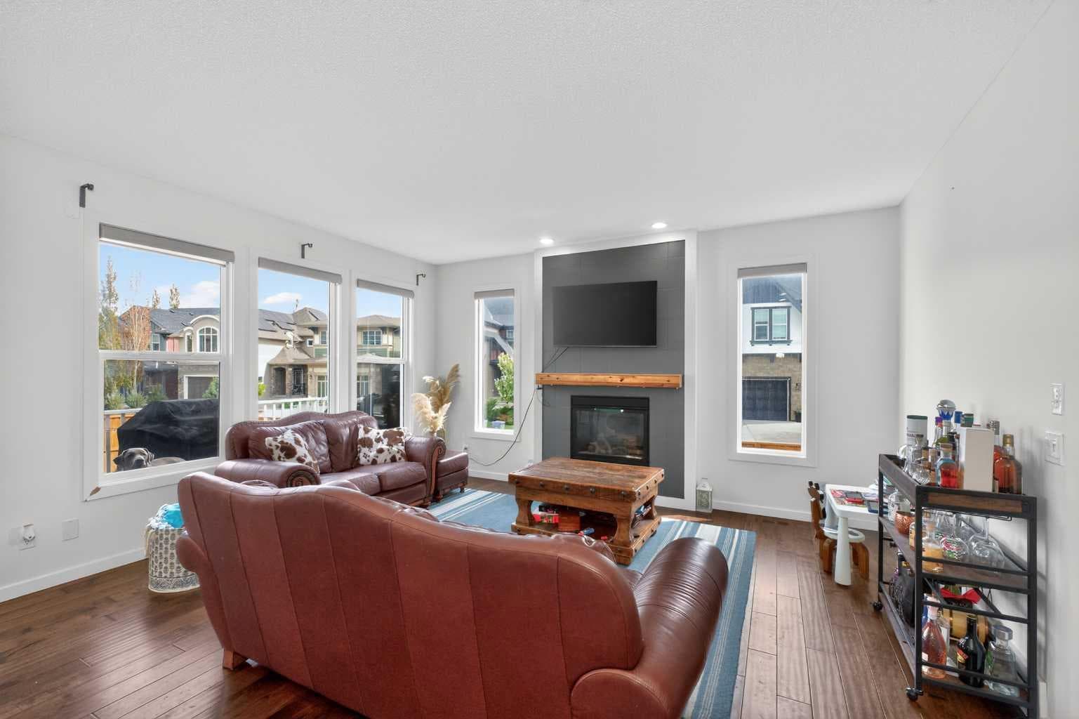 158 Masters Point SE