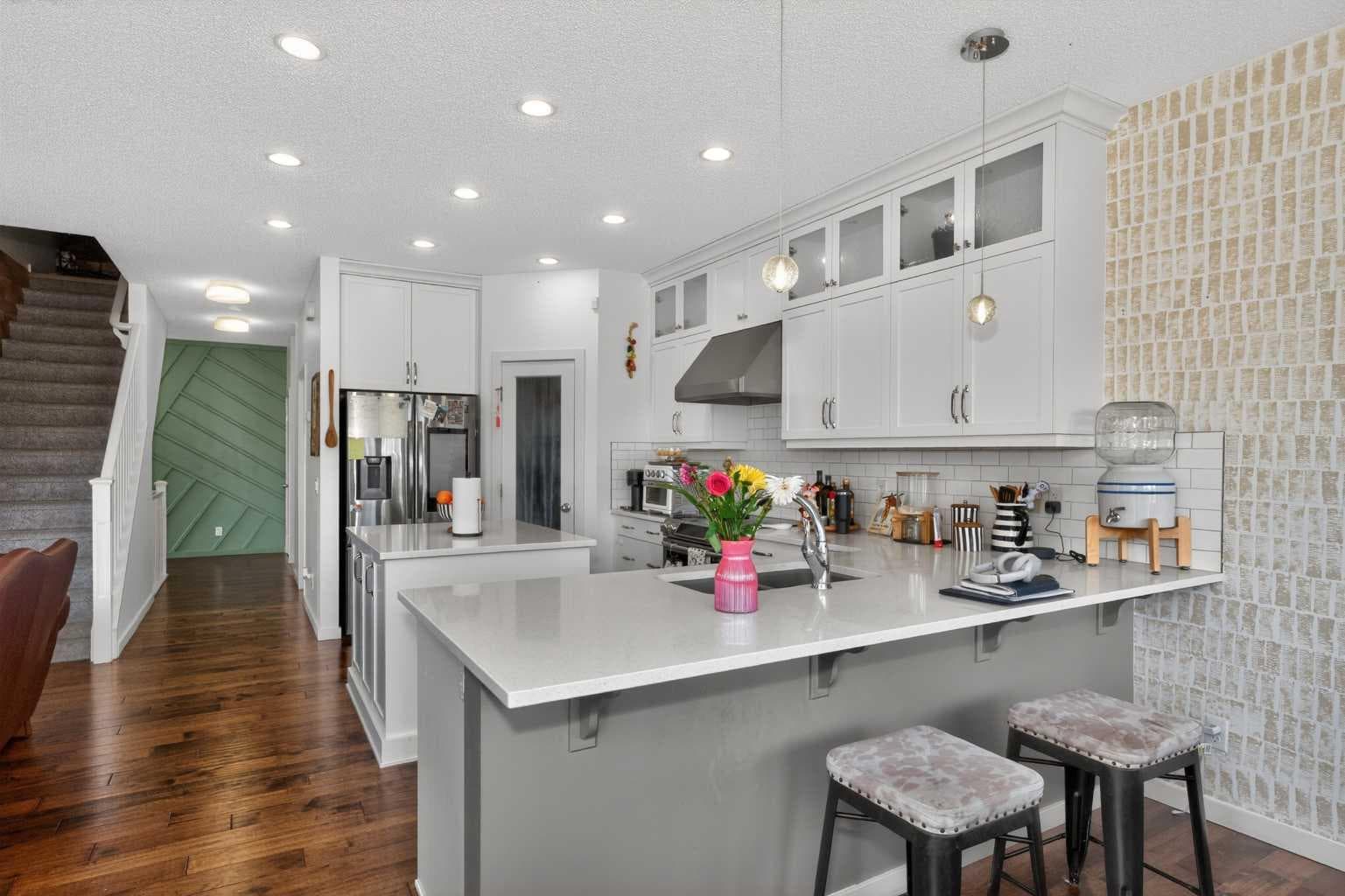 158 Masters Point SE