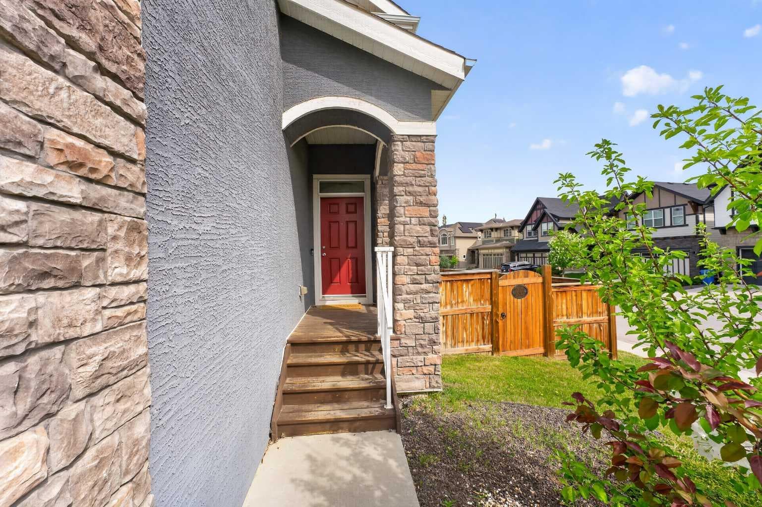 158 Masters Point SE
