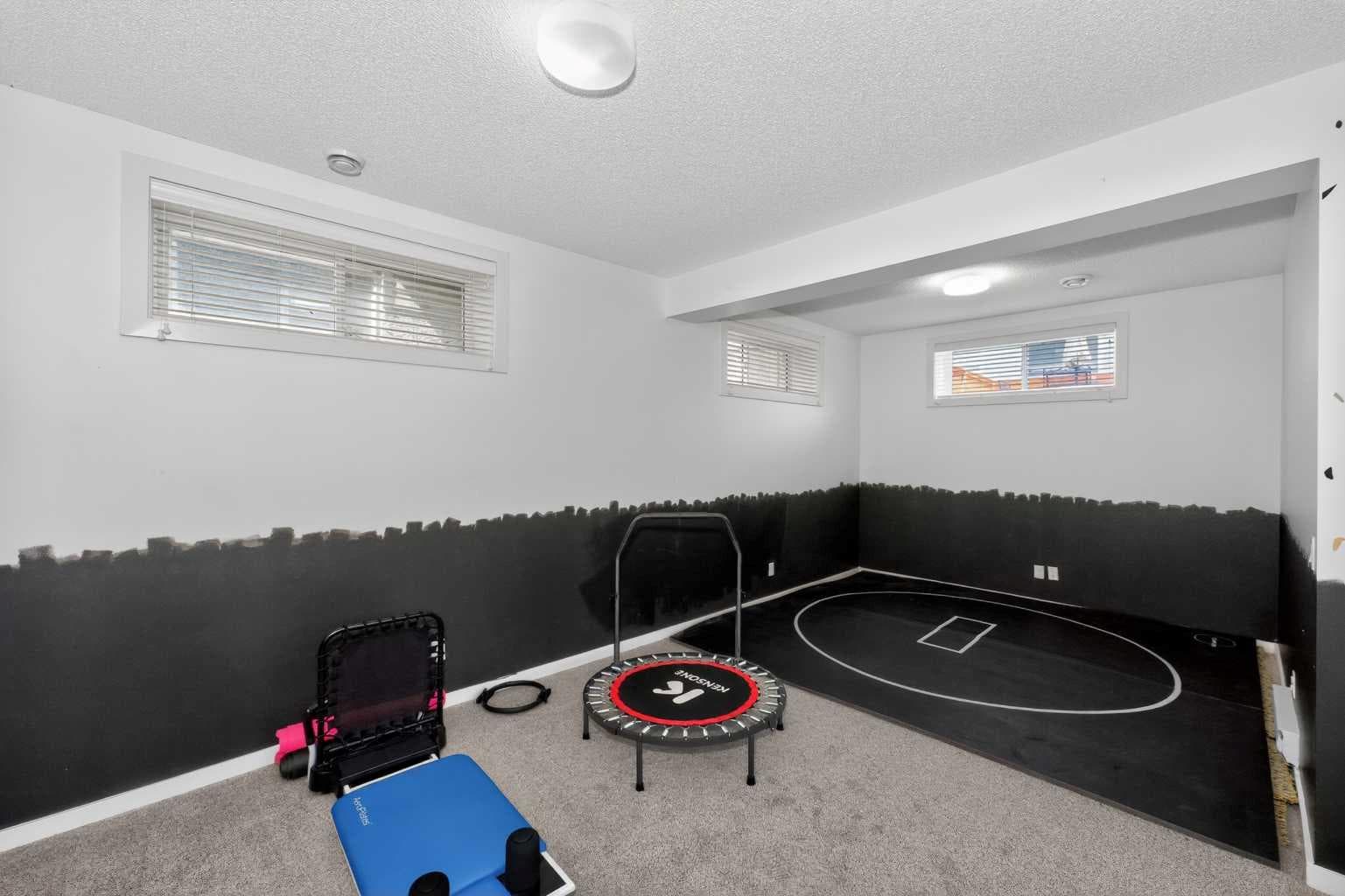 158 Masters Point SE
