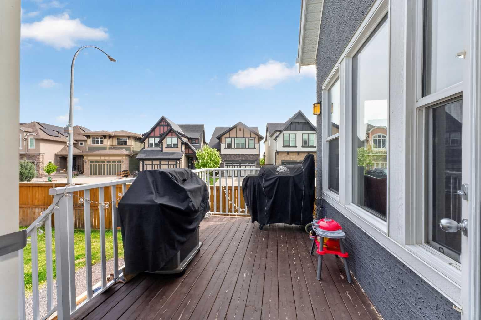158 Masters Point SE