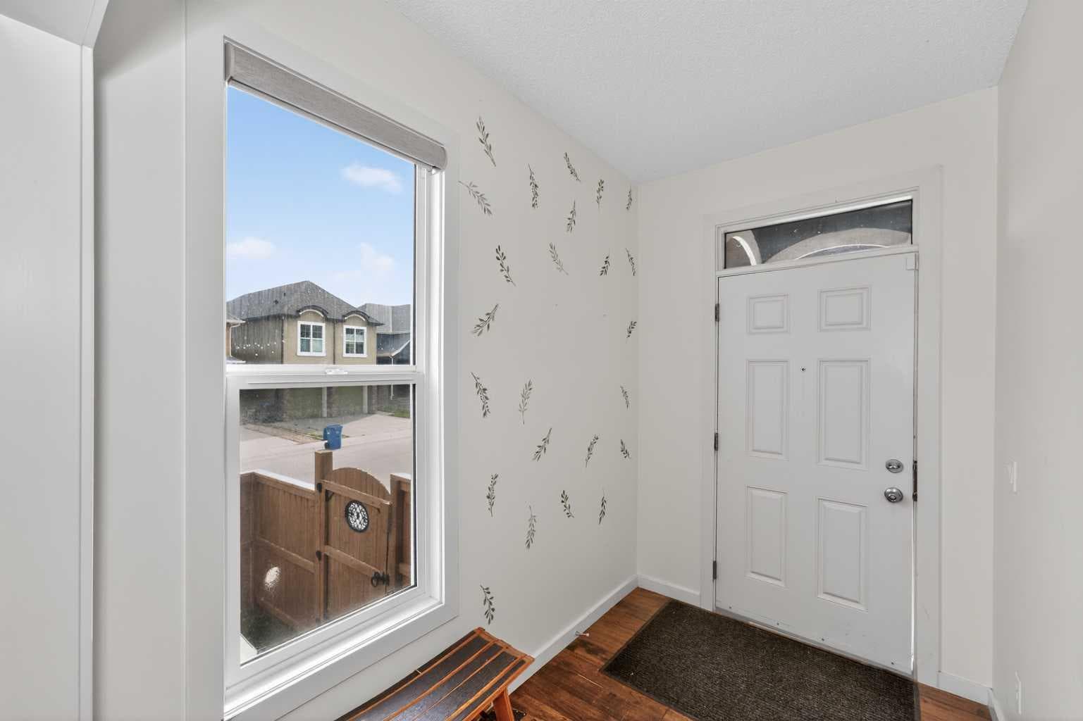 158 Masters Point SE
