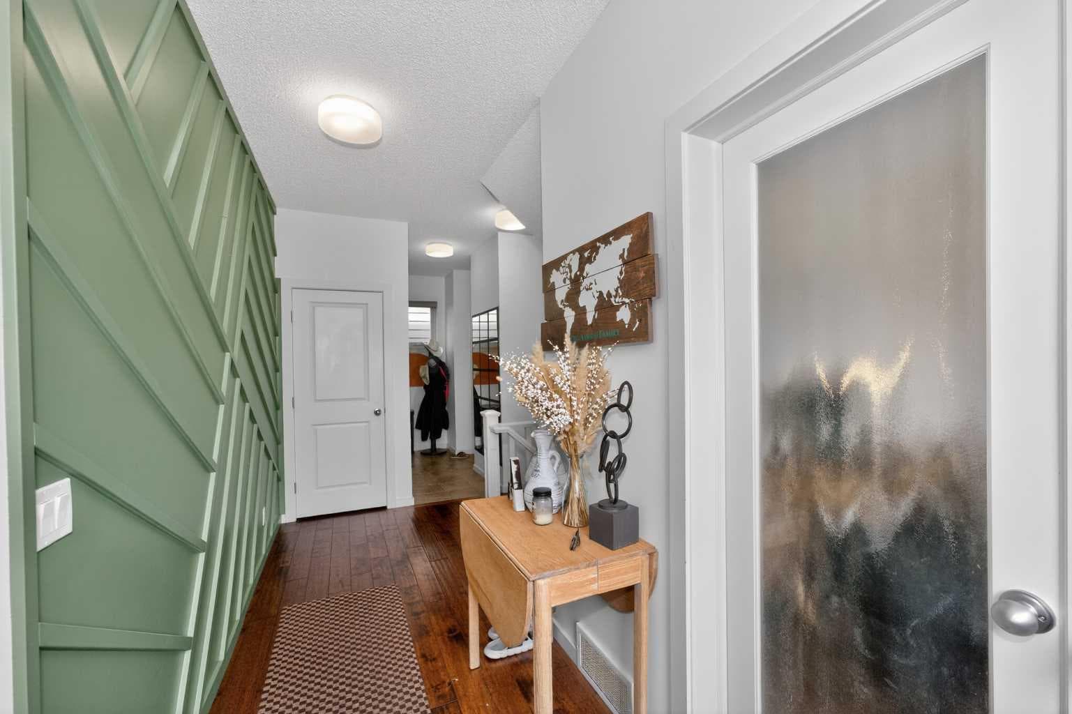 158 Masters Point SE
