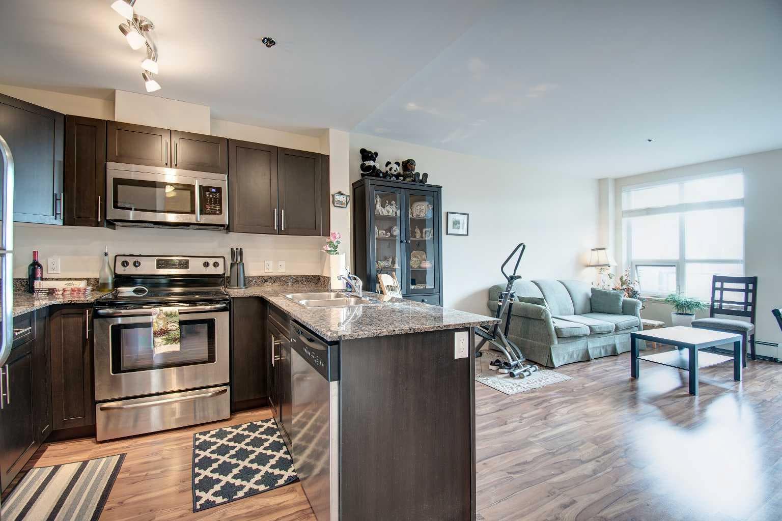 515, 955 McPherson Road NE