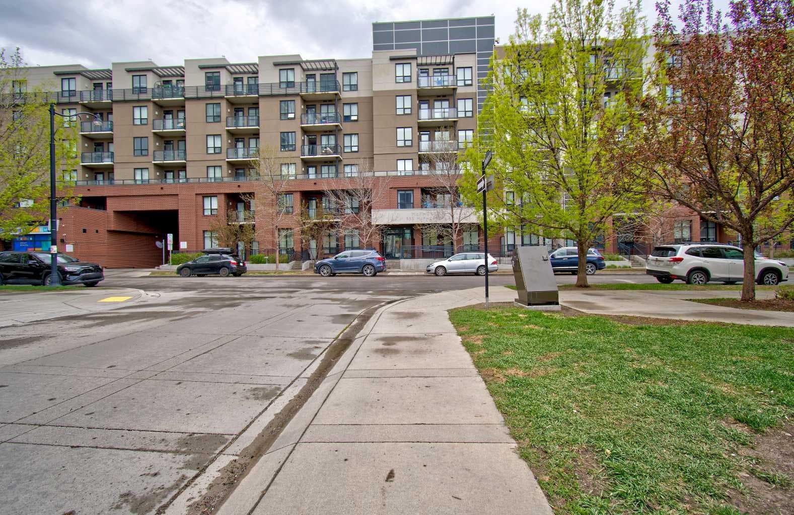 515, 955 McPherson Road NE