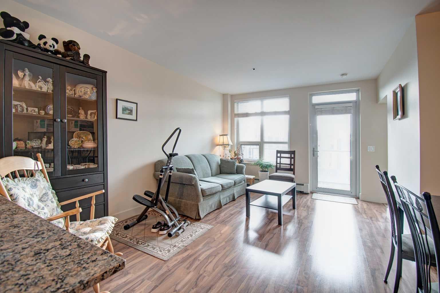 515, 955 McPherson Road NE