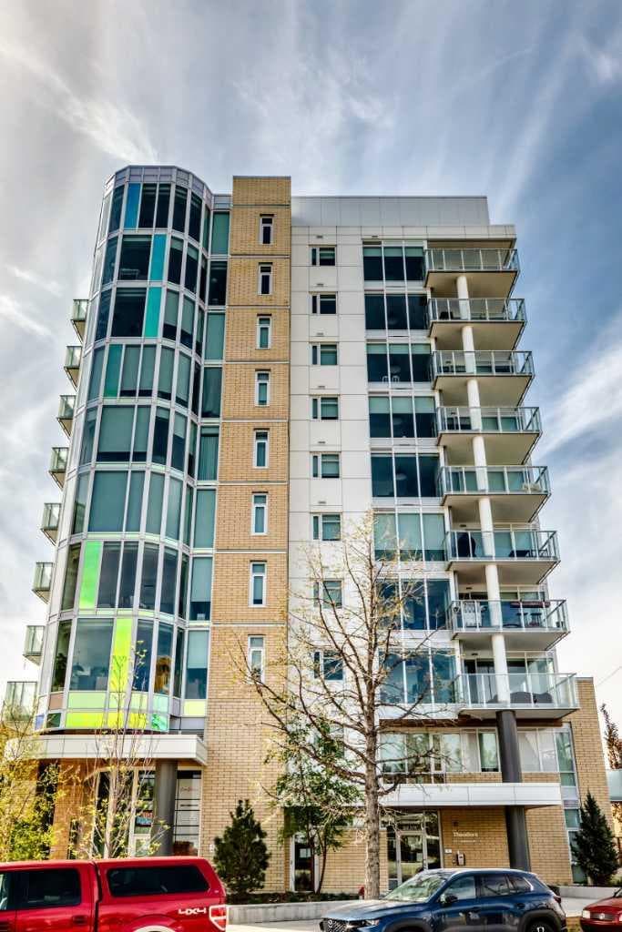 310, 1107 Gladstone Road NW
