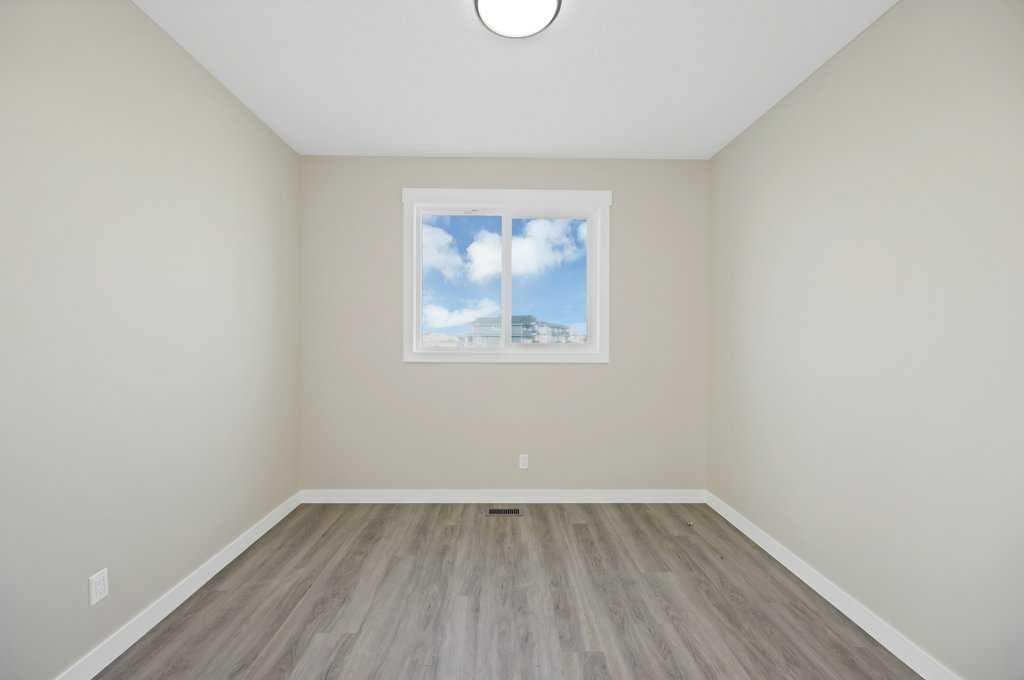846 Chelsea Village S