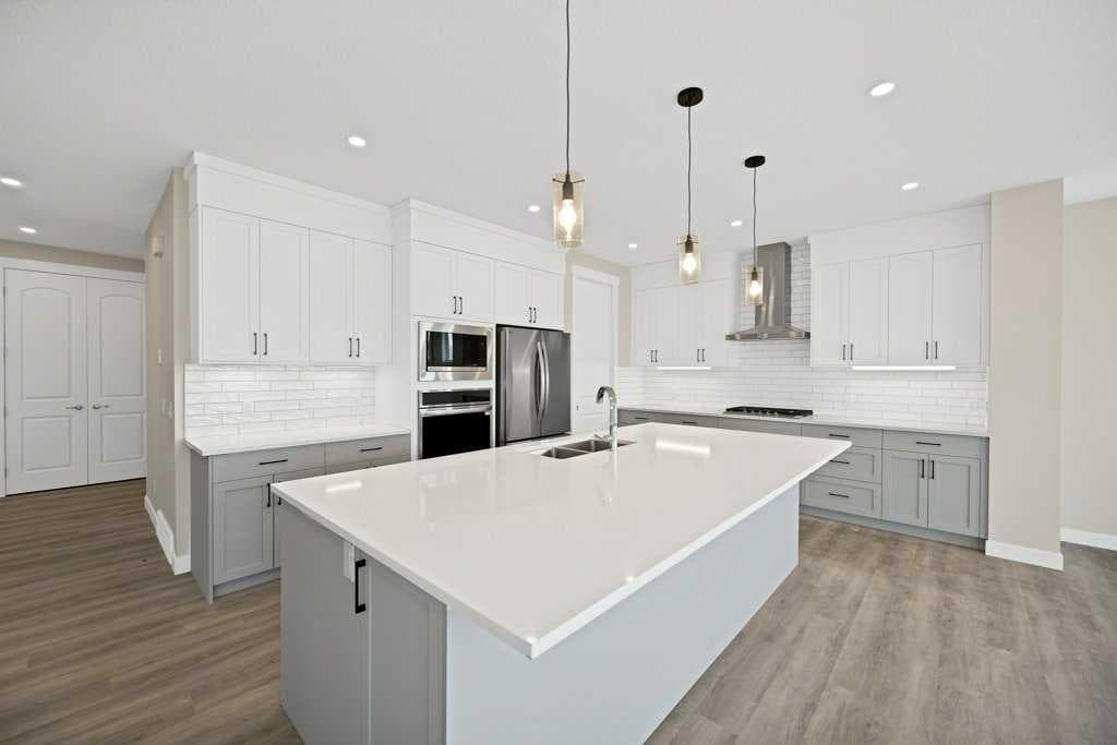 846 Chelsea Village S