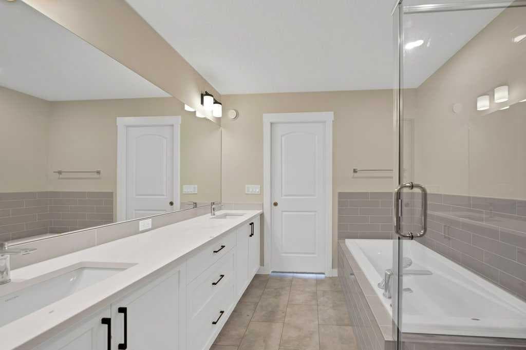 846 Chelsea Village S