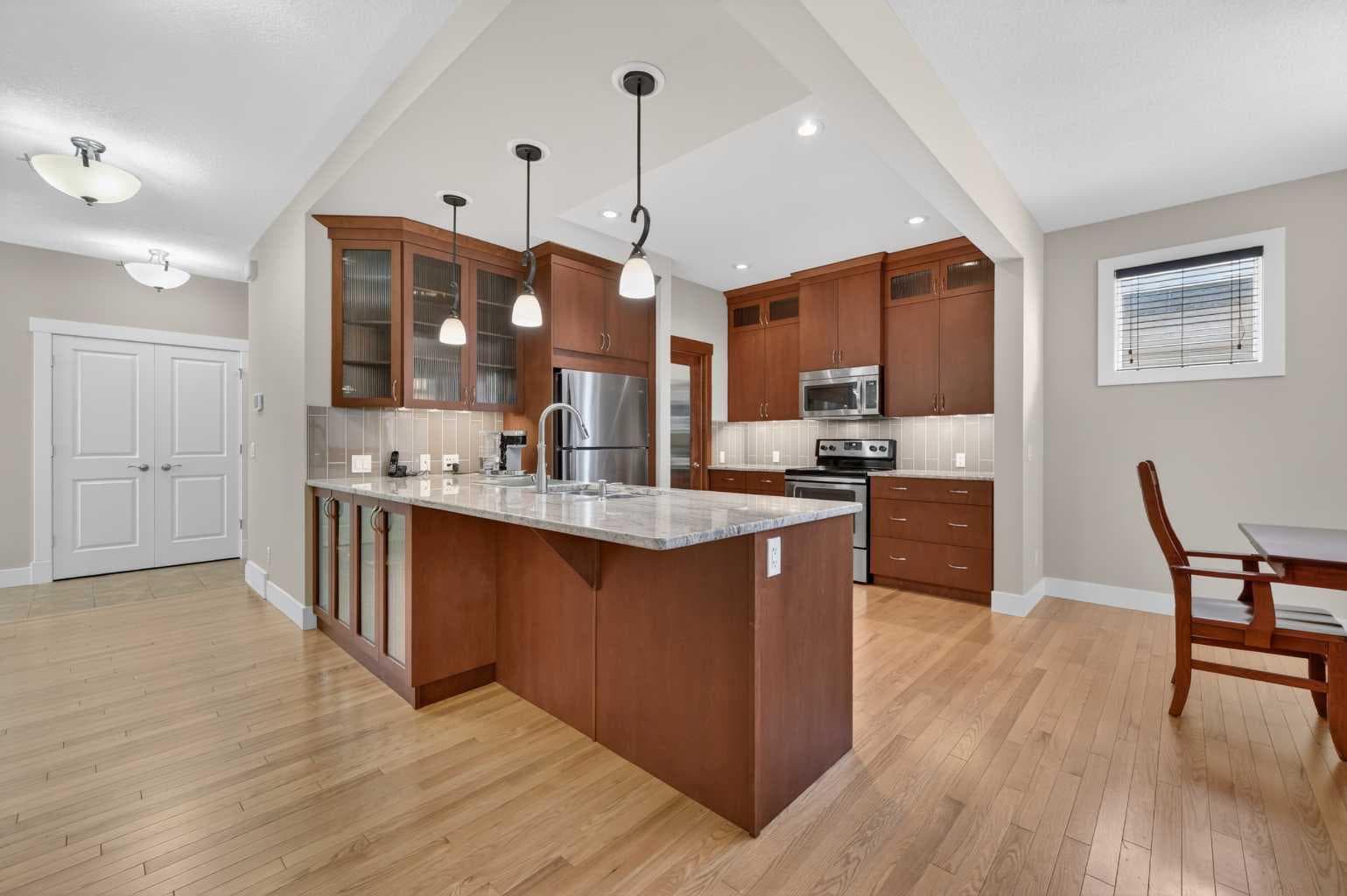 127 Legacy Circle SE