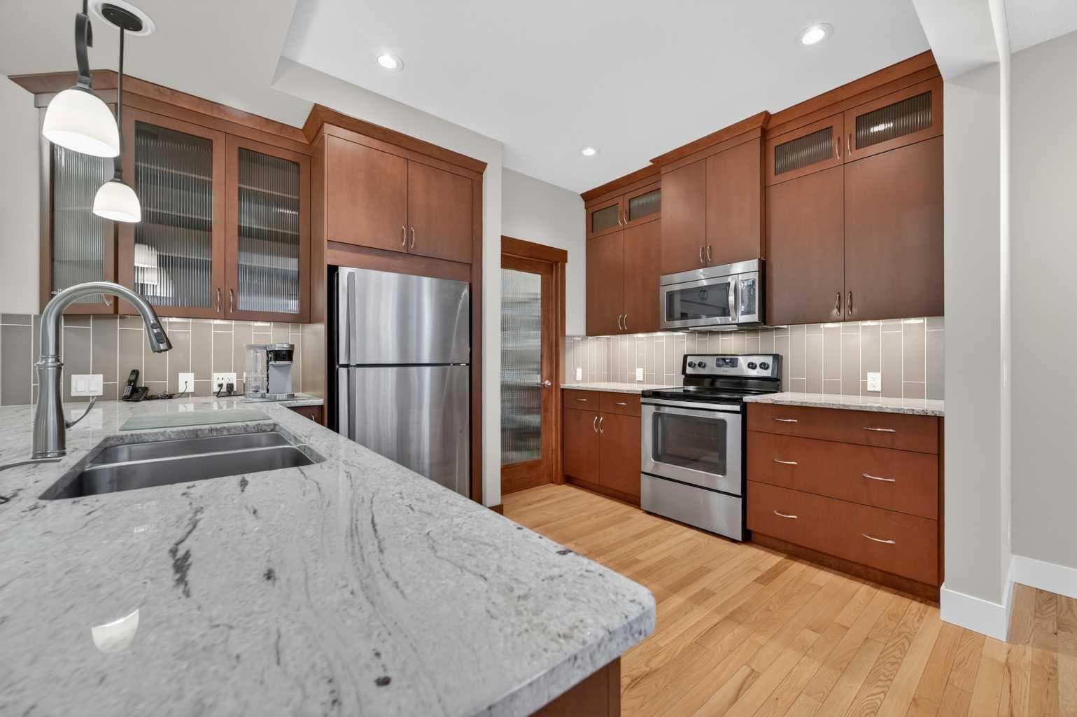 127 Legacy Circle SE