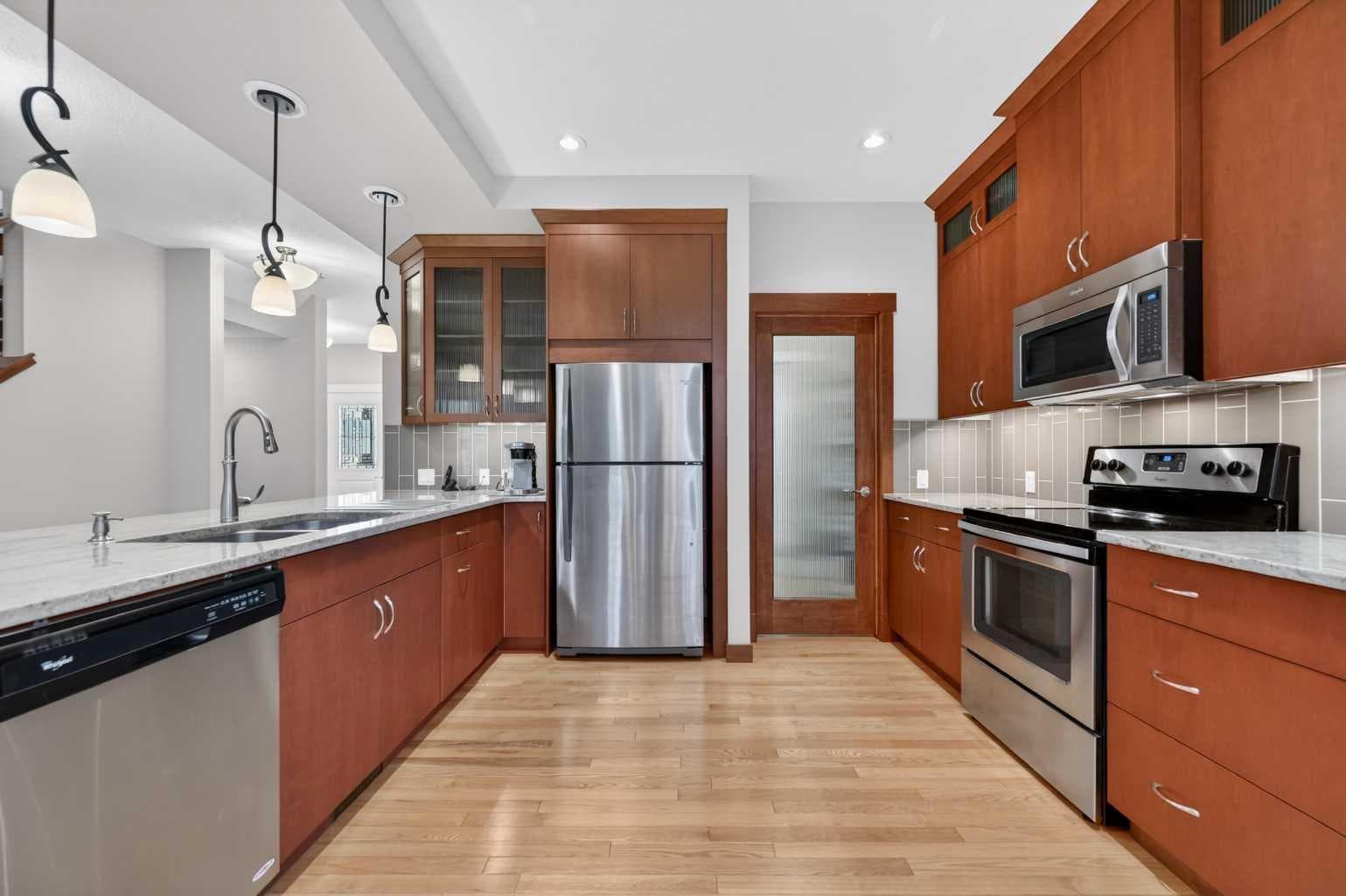 127 Legacy Circle SE