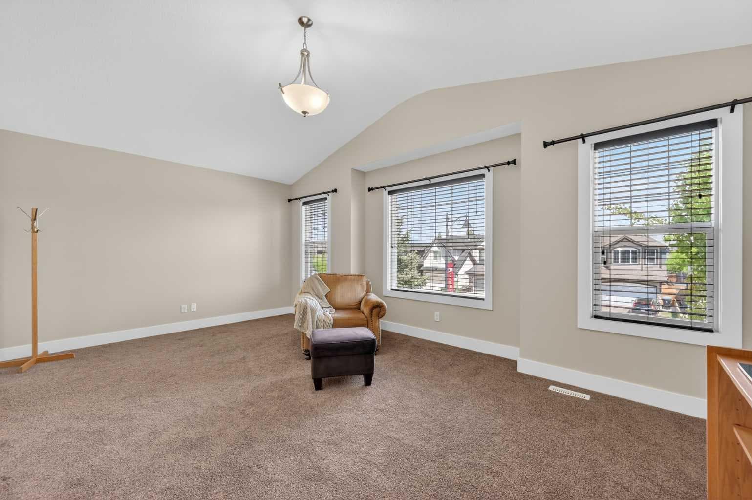 127 Legacy Circle SE
