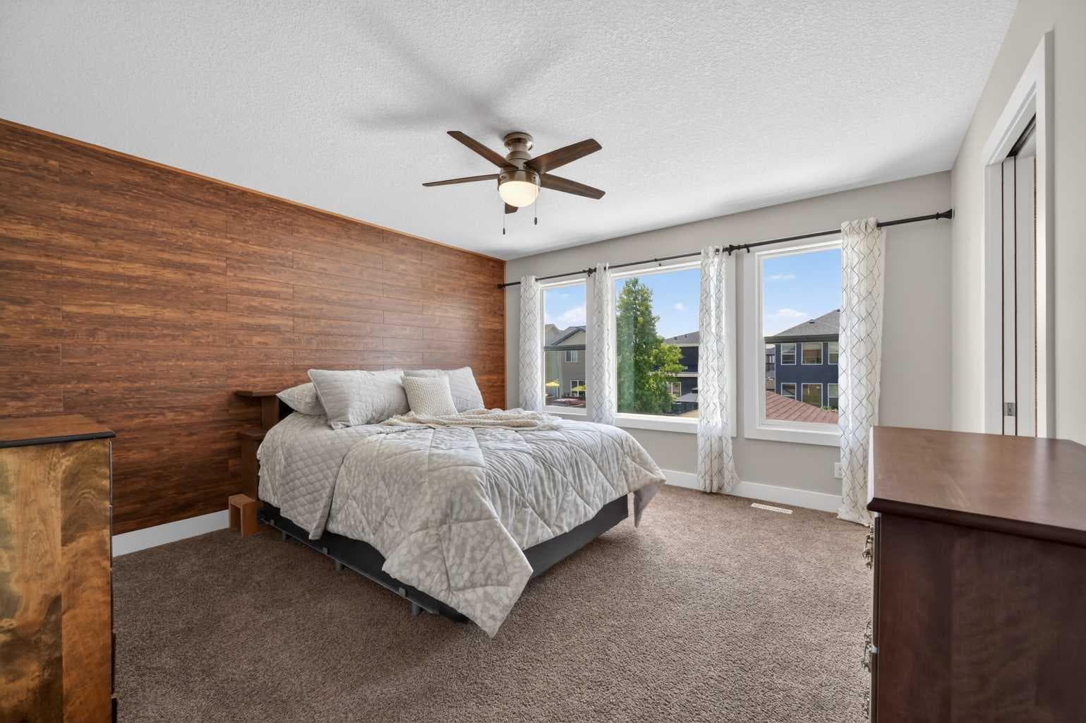 127 Legacy Circle SE