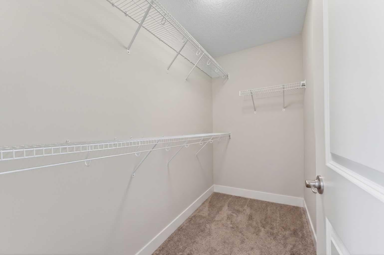 127 Legacy Circle SE